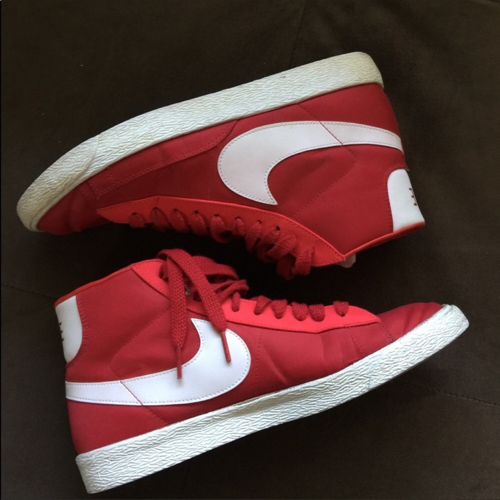 Red Nike Mid Blazers